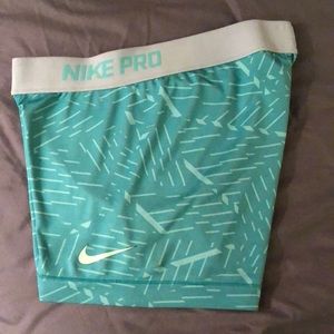 Nike short spandex running shorts xs small